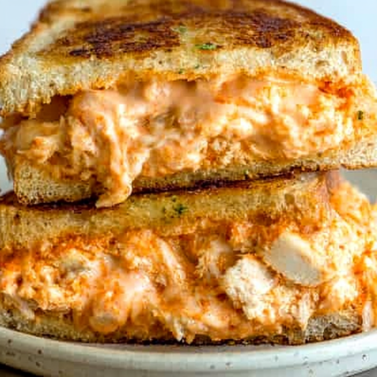 Buffalo Chicken Grilled Cheese Recipe