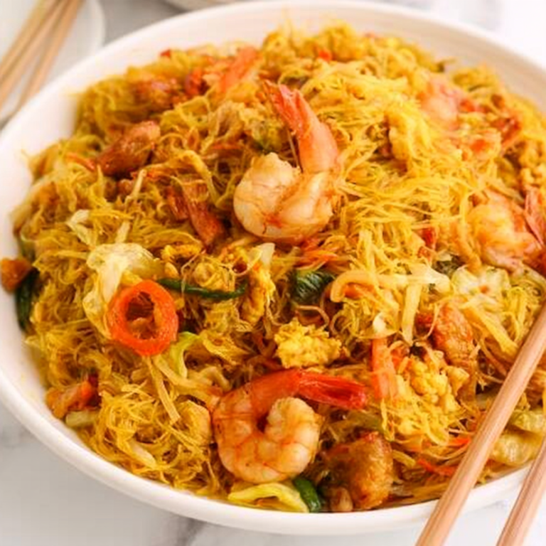 Singapore Noodles (Singapore Mei Fun)