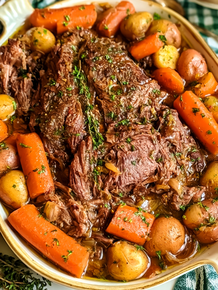 Crock Pot Chuck Roast with Potatoes and Carrots